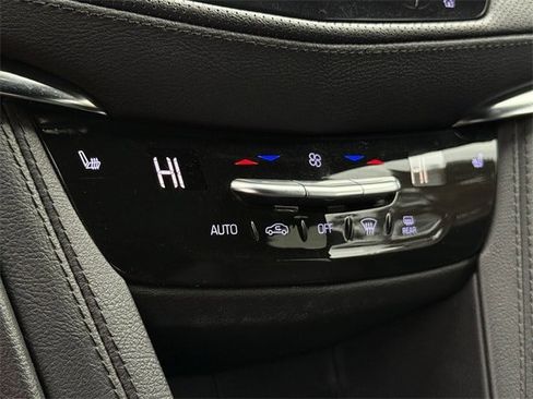 Used 2022 Cadillac XT5 Premium Luxury w/ Technology Package image 20