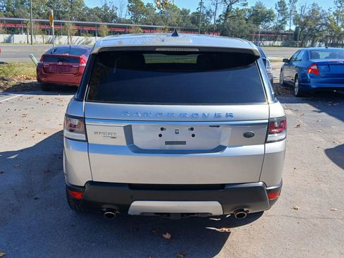 Used 2017 Land Rover Range Rover Sport HSE image 4