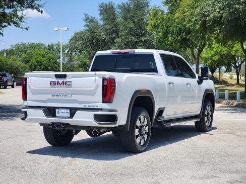 Used 2025 GMC Sierra 2500 Denali AWD/4WD image 5