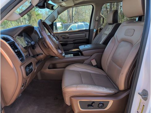 Used 2020 RAM 1500 Limited image 11