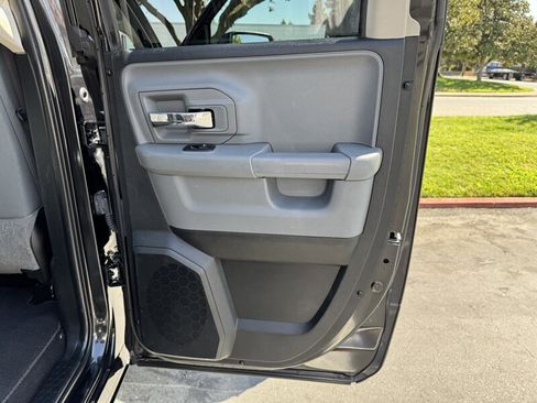 Used 2017 RAM 1500 Classic SLT image 19