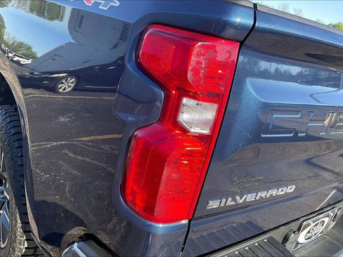 Used 2023 Chevrolet Silverado 1500 LT image 28
