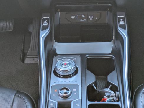 Certified 2025 Kia Sorento EX AWD/4WD image 19
