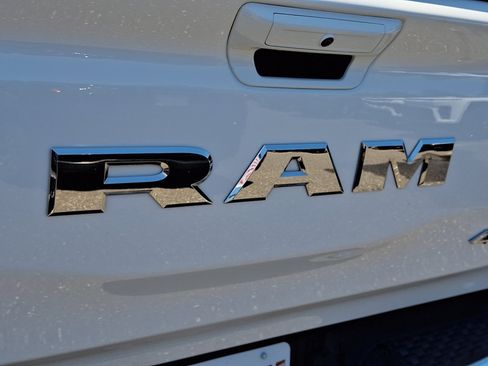 Used 2026 RAM 1500 Laramie AWD/4WD image 17