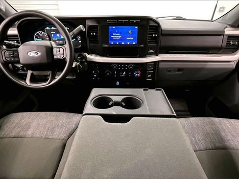 Used 2023 Ford F250 XLT image 14