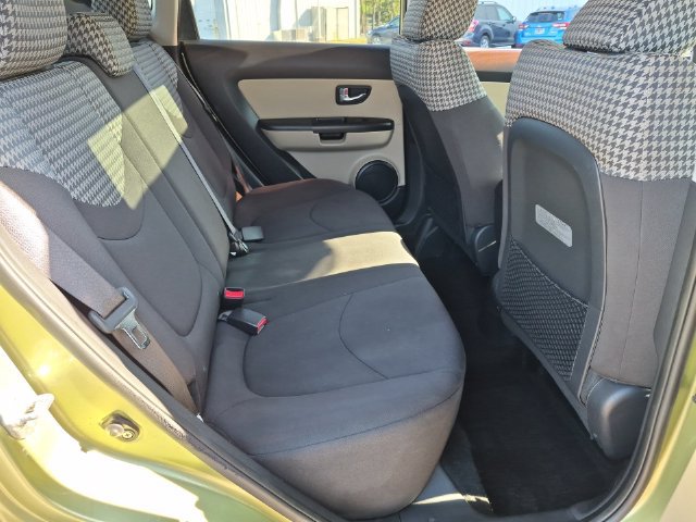 Used 2012 Kia Soul ! FWD image 34