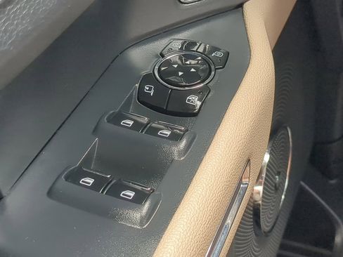 Certified 2024 Ford Expedition Limited image 25