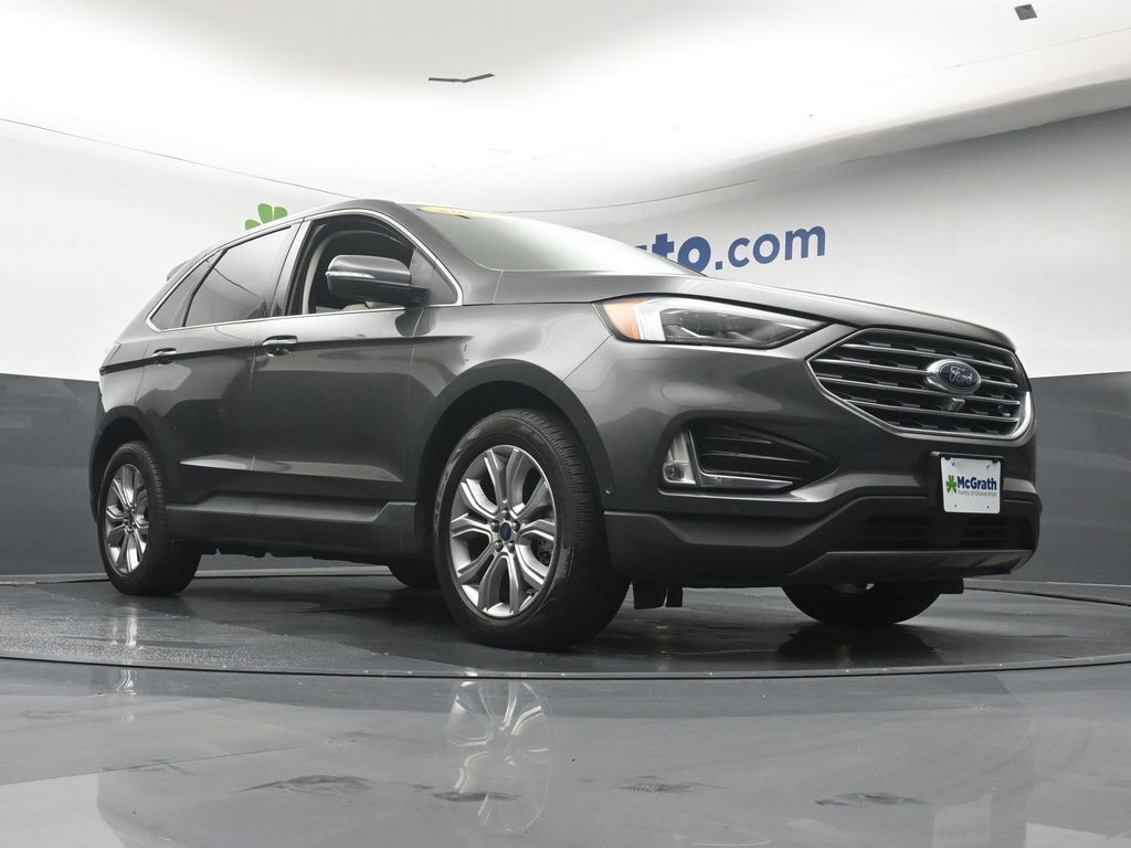 Used 2019 Ford Edge Titanium w/ Equipment Group 301A AWD/4WD image 27