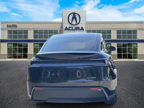 Used 2026 Tesla Model Y AWD image 4