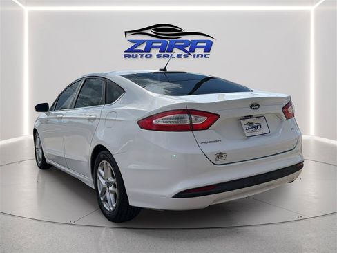 Used 2016 Ford Fusion SE FWD image 5