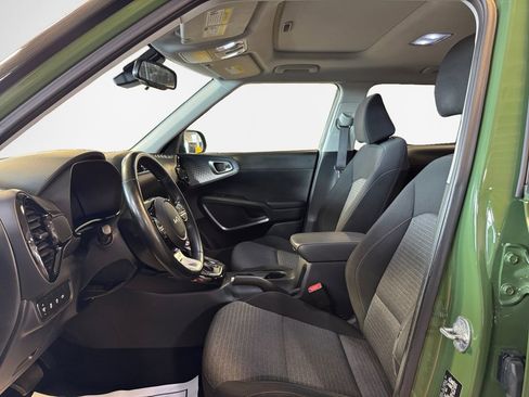 Used 2023 Kia Soul EX FWD image 12