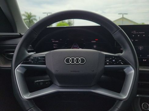 Certified 2025 Audi Q5 Premium w/ Premium Plus AWD/4WD image 8