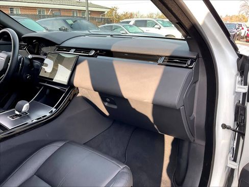 Used 2026 Land Rover Range Rover Velar S image 18