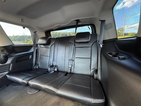 Used 2018 Chevrolet Tahoe LS image 30