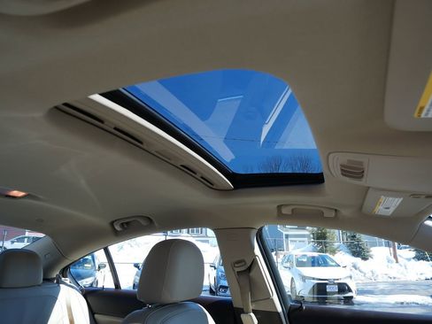 Used 2014 Buick Regal AWD image 18