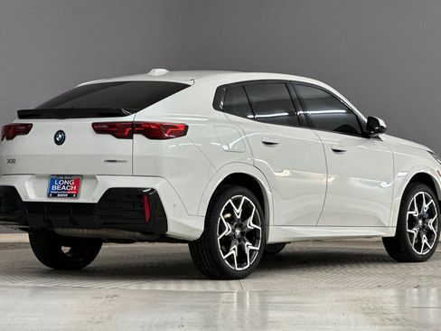 Certified 2025 BMW X2 xDrive28i w/ Technology Package image 9