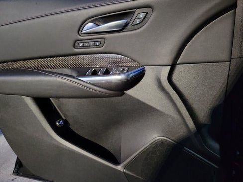 Certified 2023 Cadillac XT4 Sport FWD image 4