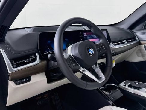 New 2026 BMW X1 xDrive28i w/ Technology Package AWD/4WD image 9