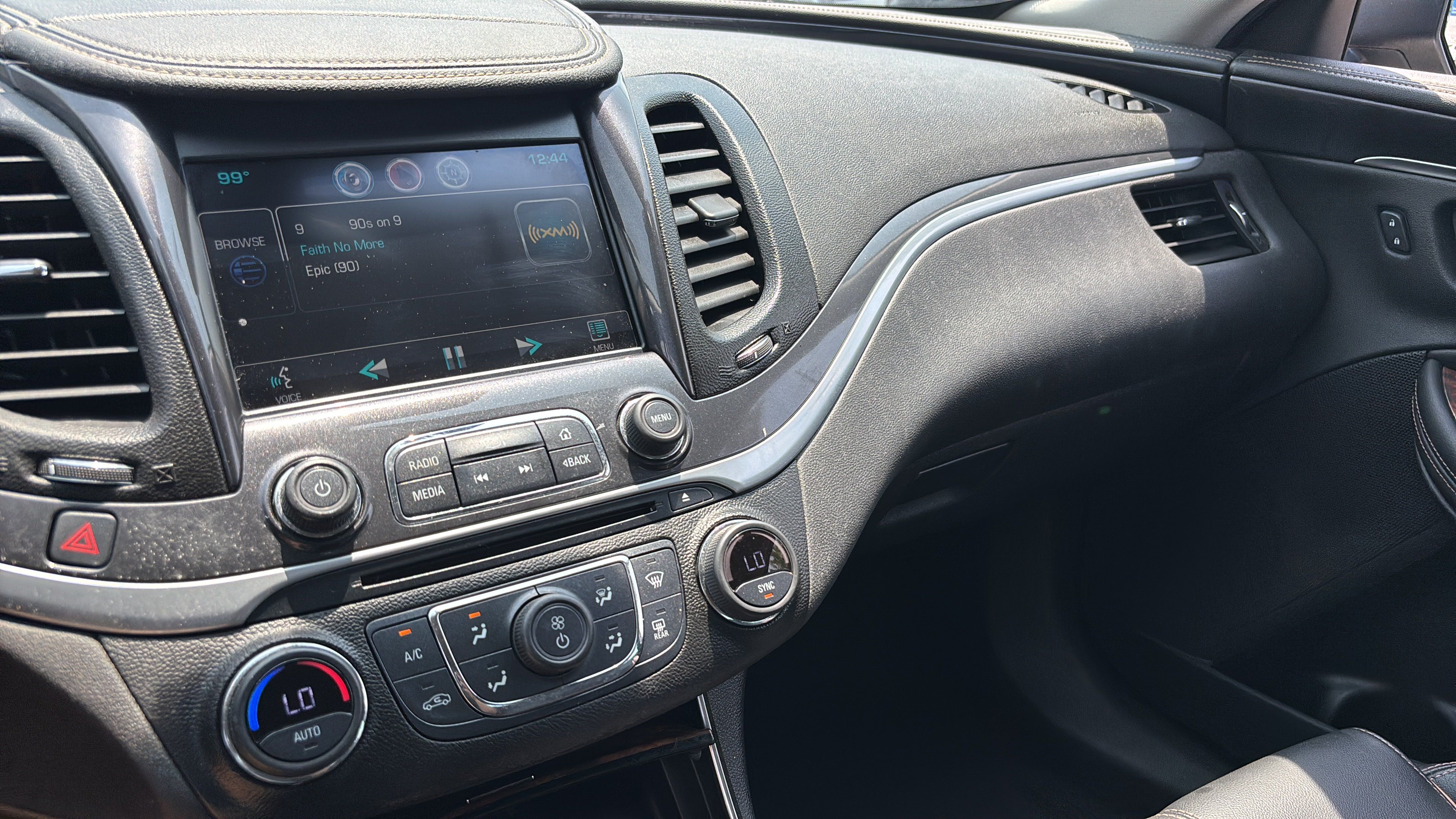 Used 2014 Chevrolet Impala LT w/ Premium Seating Package FWD image 29