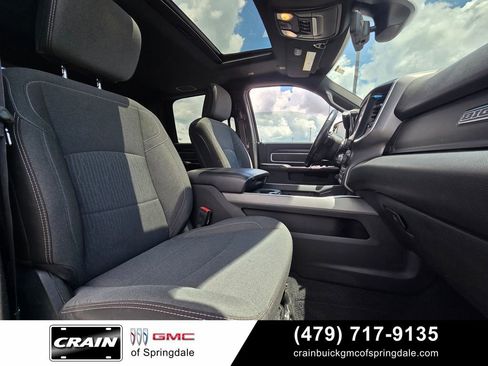 Used 2022 RAM 2500 Big Horn w/ Level C Equiment Group AWD/4WD image 29