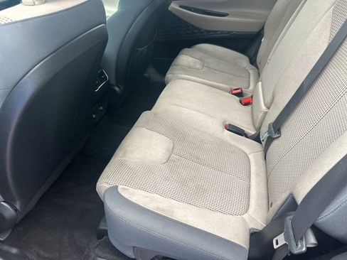 Used 2022 Hyundai Santa Fe SEL FWD image 33