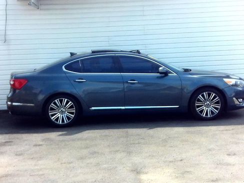 Used 2015 Kia Cadenza Premium FWD image 7