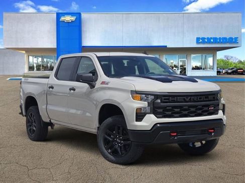 New 2026 Chevrolet Silverado 1500 Custom Trail Boss AWD/4WD image 1