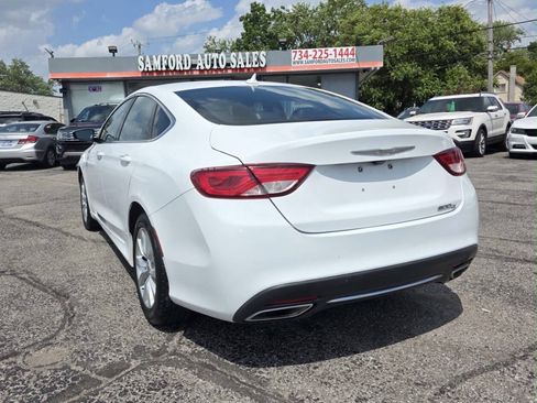 Used 2016 Chrysler 200 C FWD image 5