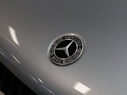 Used 2024 Mercedes-Benz GLE 450e 4MATIC image 11