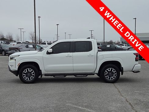 Used 2024 Nissan Frontier SL w/ Technology Package image 3