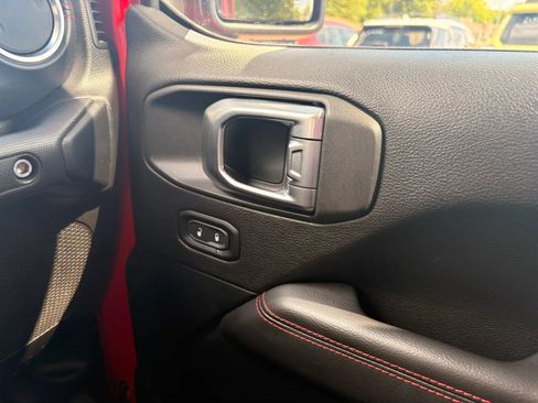 Used 2020 Jeep Gladiator Rubicon AWD/4WD image 20