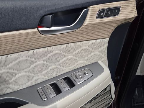 Used 2022 Hyundai Palisade Calligraphy image 19