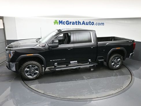 New 2025 GMC Sierra 2500 SLE w/ SLE Value Package; image 20
