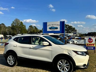 Used 2018 Nissan Rogue Sport SV w/ SV Technology Package