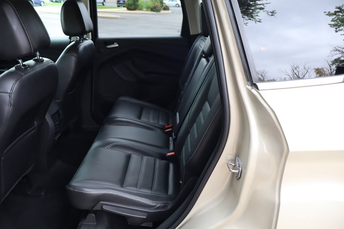 Used 2017 Ford Escape SE w/ SE Leather Comfort Package AWD/4WD image 20