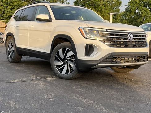 New 2026 Volkswagen Atlas SE AWD/4WD image 1