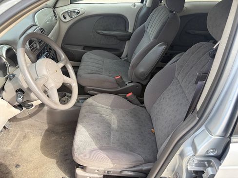 Used 2002 Chrysler PT Cruiser Touring FWD image 9