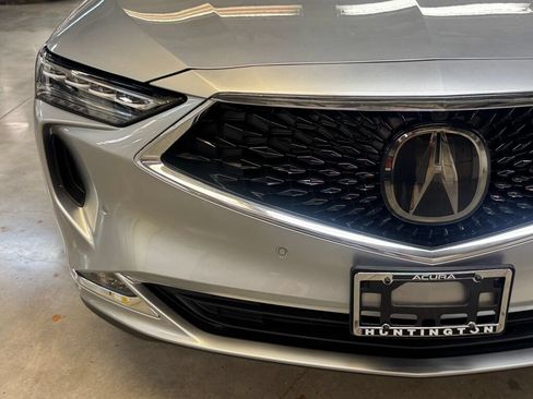 Certified 2024 Acura MDX SH-AWD w/ Advance Package image 4