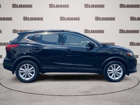 Used 2019 Nissan Rogue Sport SV w/ Technology Package AWD/4WD image 6