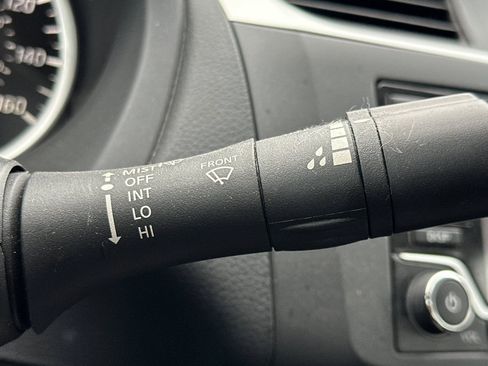 Used 2018 Nissan Sentra S image 30