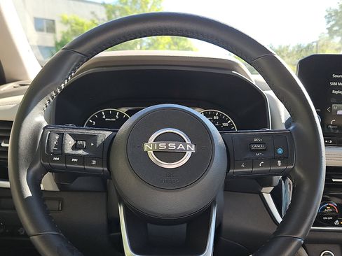 Certified 2023 Nissan Rogue SL w/ SL Premium Package AWD/4WD image 20