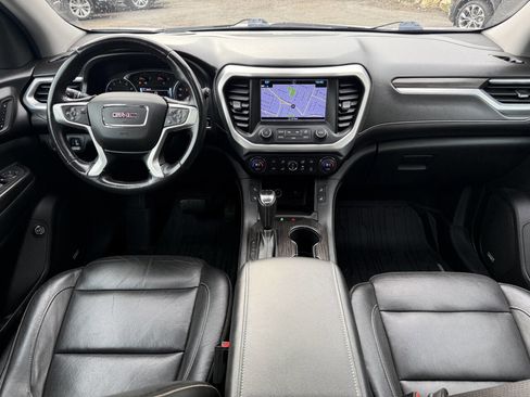 Used 2018 GMC Acadia SLT image 22