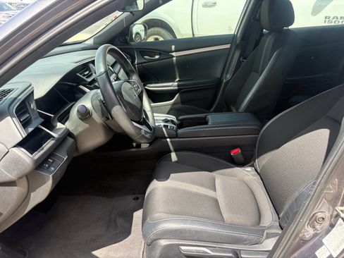 Used 2019 Honda Civic Sport image 10