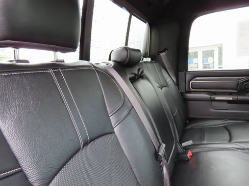 Used 2022 RAM 2500 Limited image 40