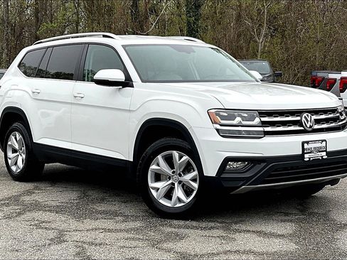 Used 2018 Volkswagen Atlas SE image 1
