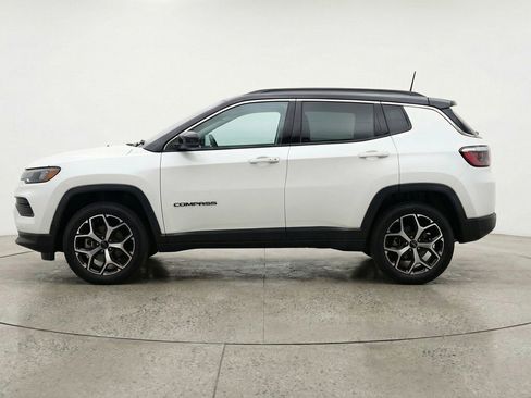 Used 2025 Jeep Compass Limited AWD/4WD image 11