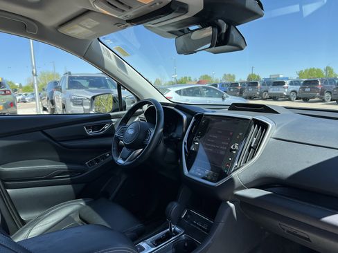 Used 2023 Subaru Ascent Limited w/ Technology Package image 16