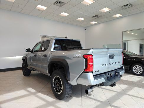 New 2026 Toyota Tacoma TRD Off-Road w/ TRD Off Road Premium Package AWD/4WD image 5