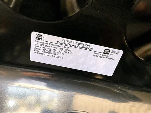 Used 2022 Buick Enclave Avenir w/ Avenir Technology Package AWD/4WD image 35