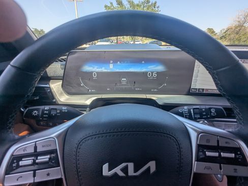 Used 2023 Kia Telluride SX Prestige X-Pro AWD/4WD image 40